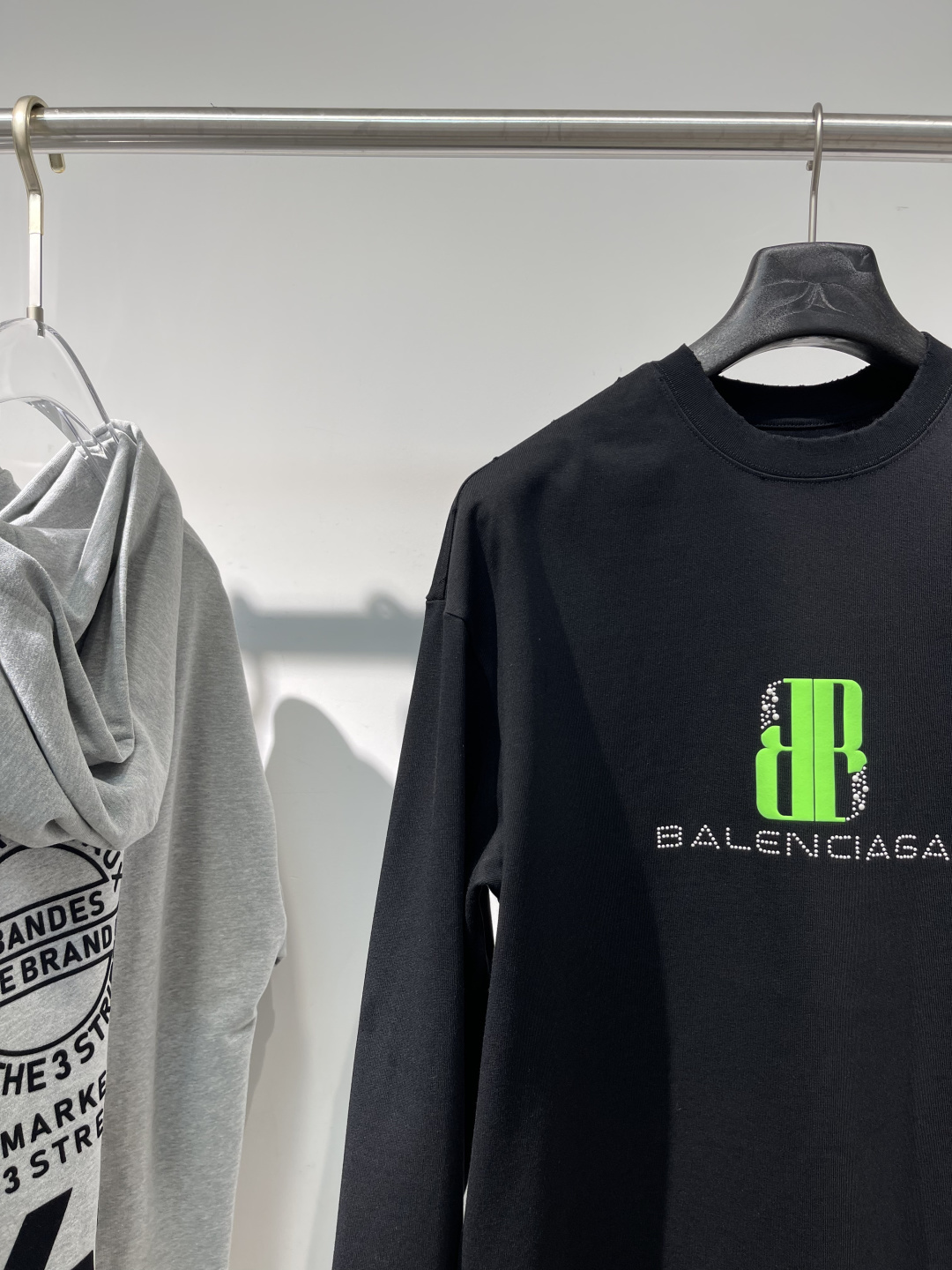 2025秋冬新款巴黎世家长袖尺码 : XS S M L XL