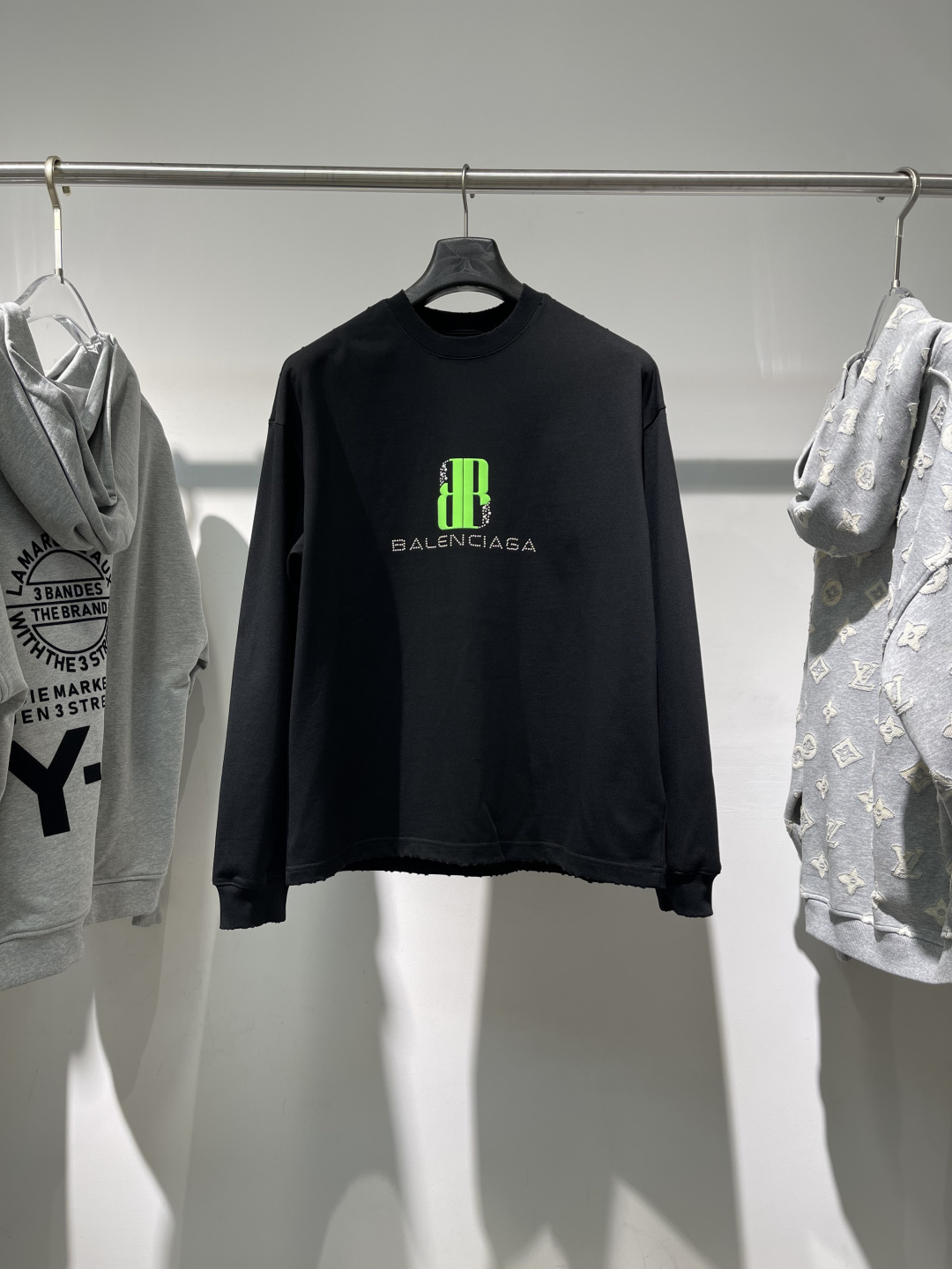 2025秋冬新款巴黎世家长袖尺码 : XS S M L XL