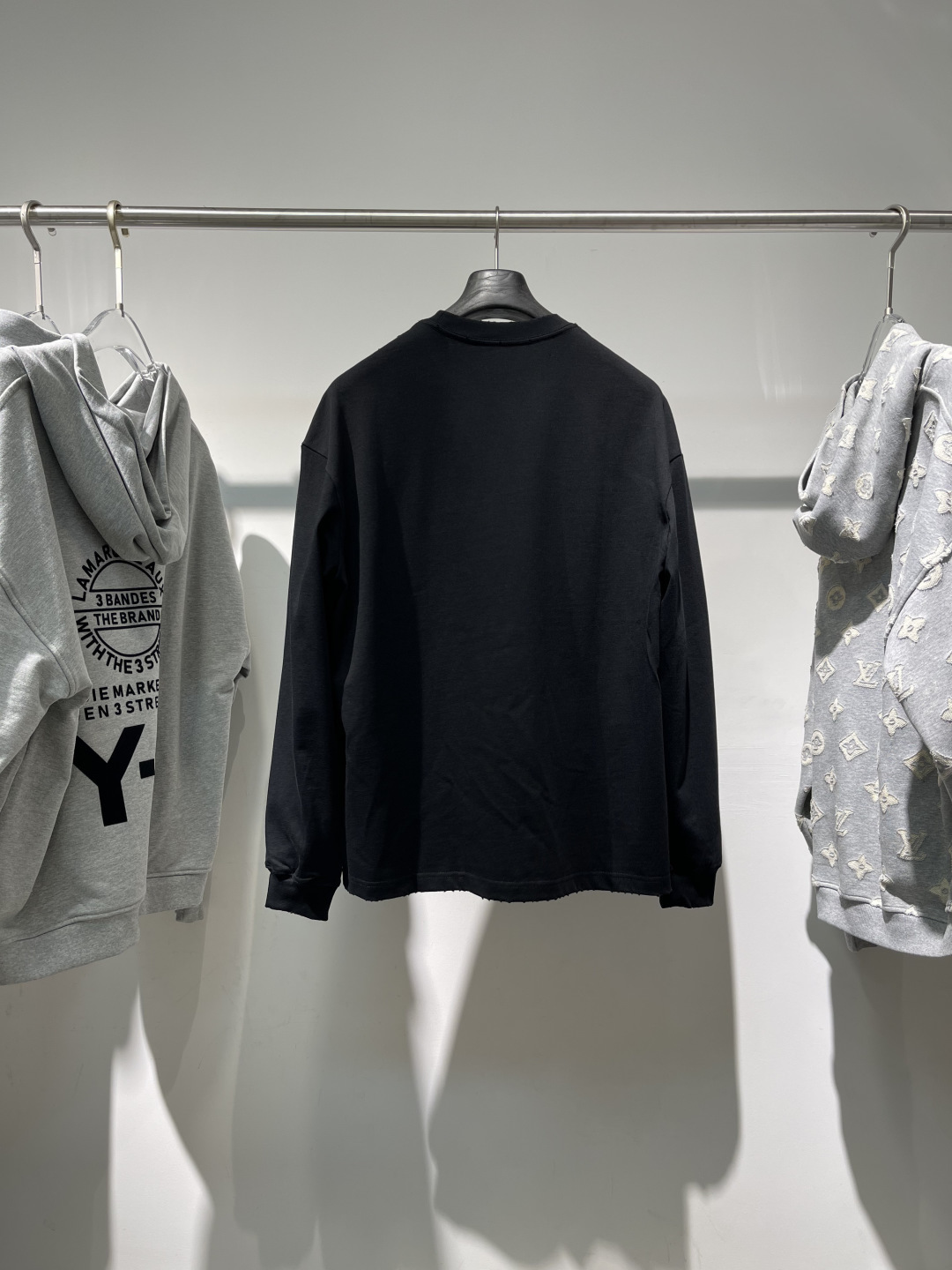 2025秋冬新款巴黎世家长袖尺码 : XS S M L XL