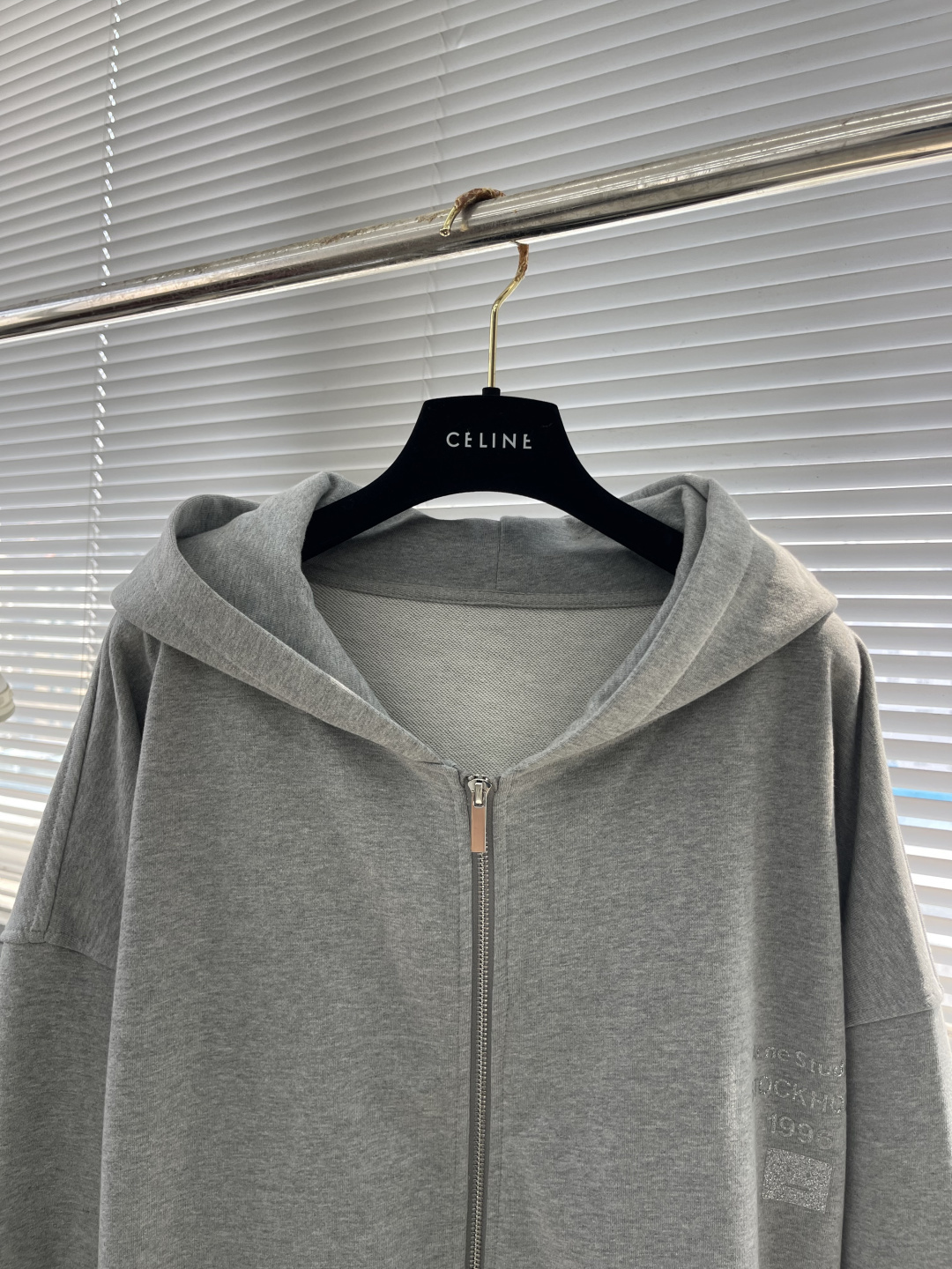 Acne Studio 25秋冬新款拉链帽衫精选进口卫衣面料，弹力舒柔化合，多重水洗预缩处理，轻松应对秋