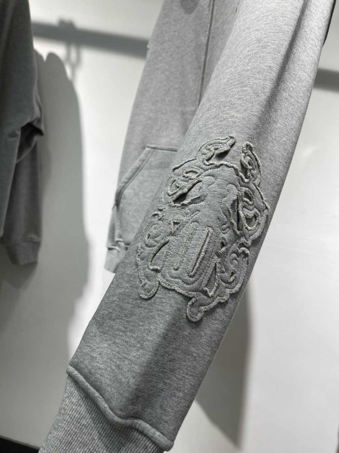 2025秋冬新款克罗心加绒加厚外套码数 ：S M L XL