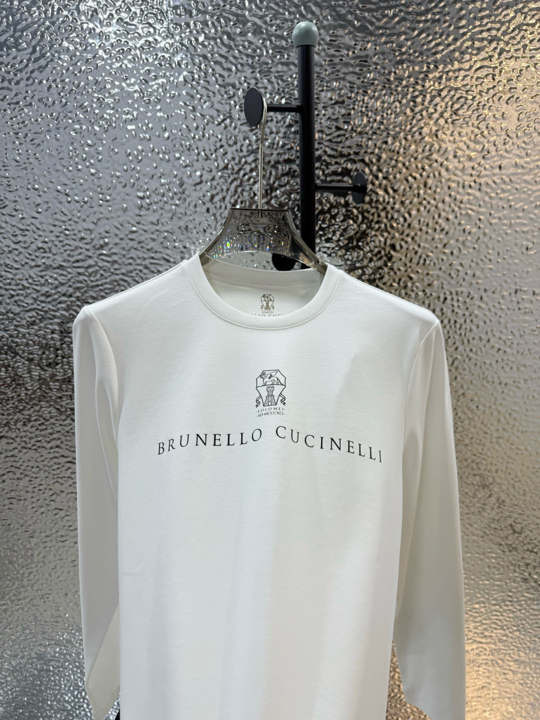 BC2025秋冬新品字母标识印花长袖套头T恤,定制柜台同步面料定制，无论版型，面料都是遵从原版开发，胸前