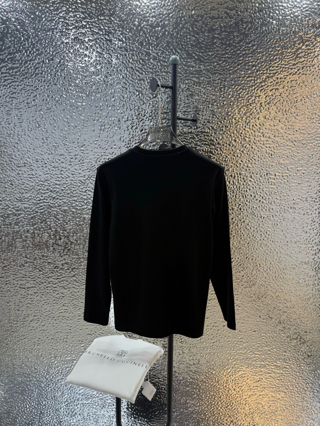 BC2025秋冬新品字母标识印花长袖套头T恤,定制柜台同步面料定制，无论版型，面料都是遵从原版开发，胸前