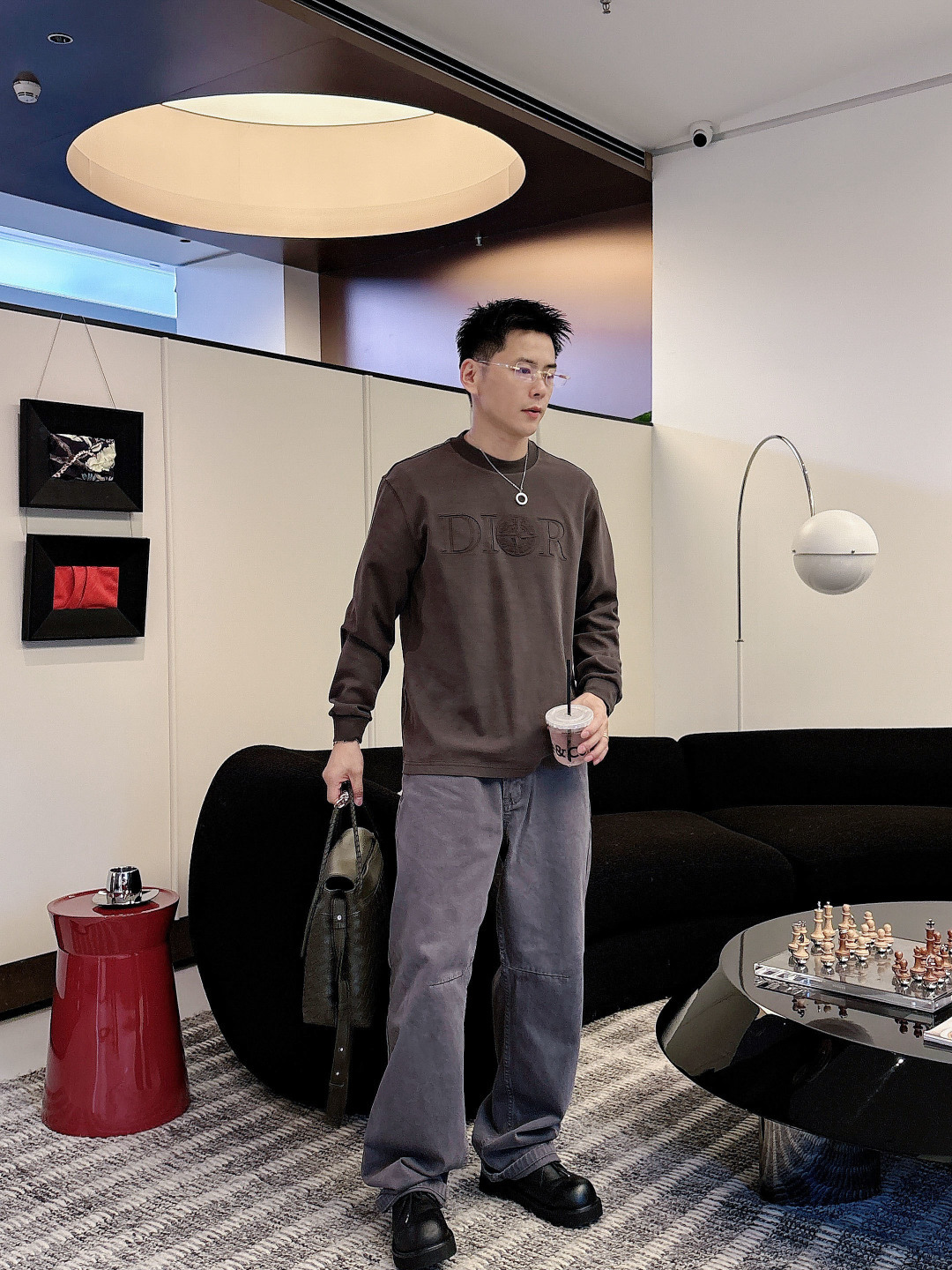 Dio 2025秋冬系列休闲长袖T恤码数：M-5XL 微阔版型潮流罗马磨毛。面料表面刷毛做磨毛工艺与特殊