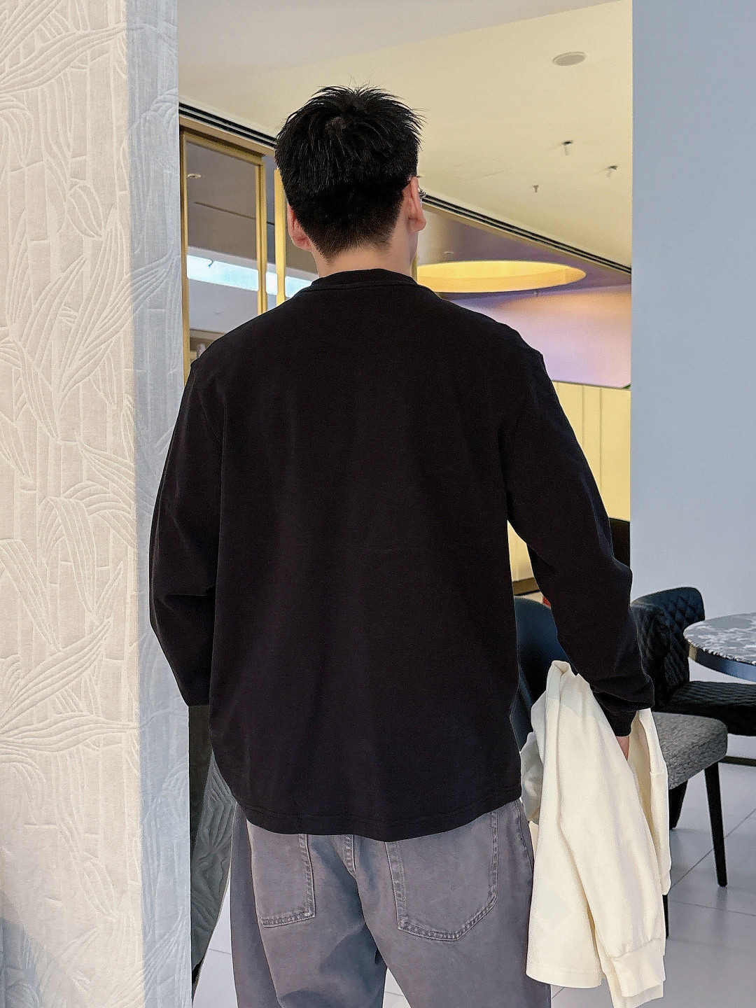 Dio 2025秋冬系列休闲长袖T恤码数：M-5XL 微阔版型潮流罗马磨毛。面料表面刷毛做磨毛工艺与特殊