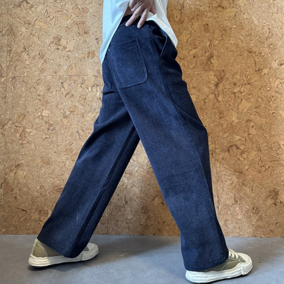 MM6🌟秋冬新款休闲裤🆕采用优质面料，具有质感，松紧腰带设计，超级时尚洋气！码数：S-XL 男女同款（加