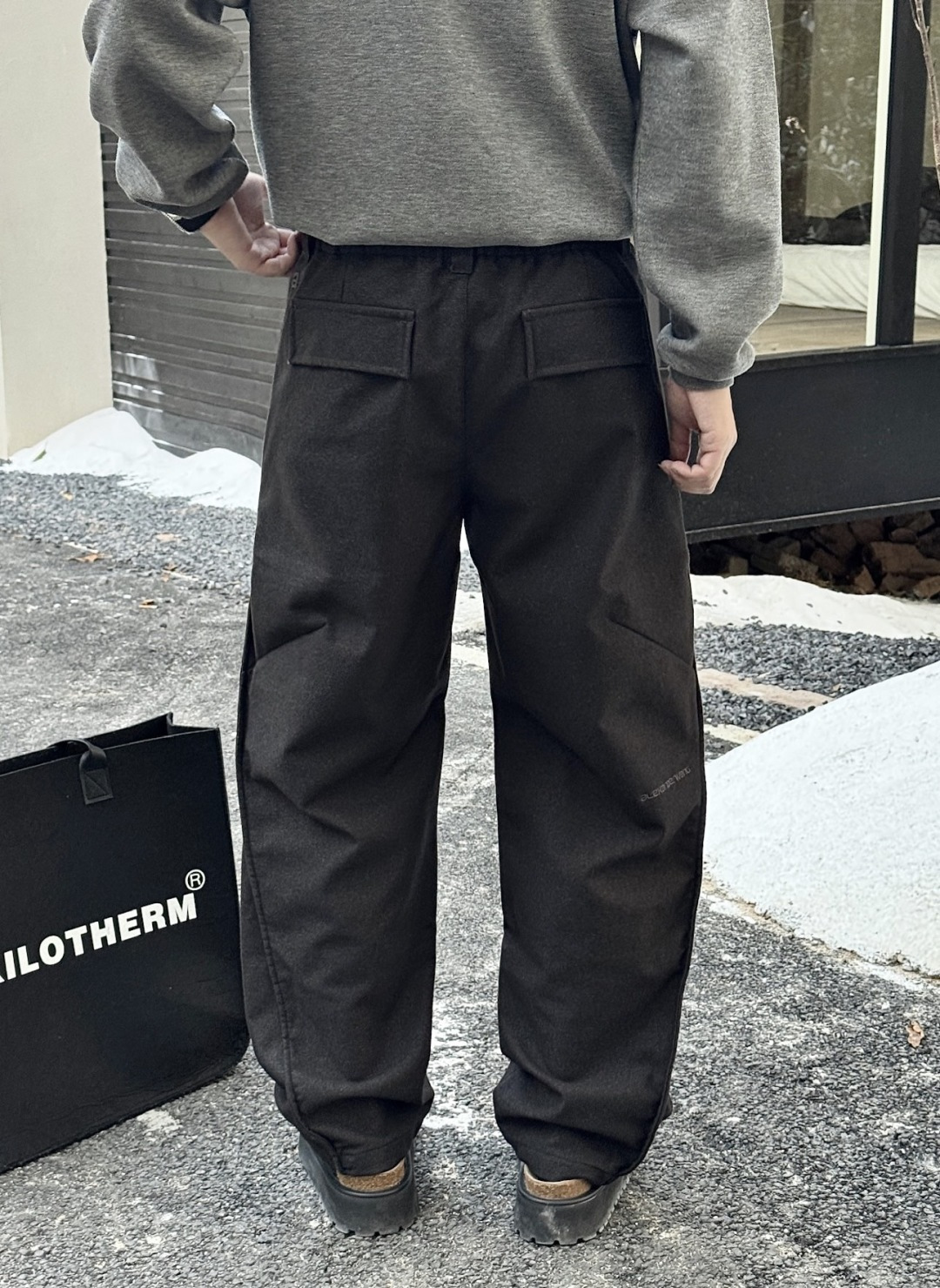 新款秋冬加绒裤子[庆祝][庆祝]码数：M-3xL颜色：黑，咖款号：5238