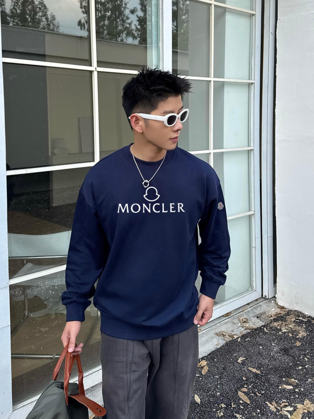 MONCL* 蒙口*2025秋冬新款圆领卫衣400克毛圈纯棉字母logo立体发泡颜色：黑色 白色 蓝色 