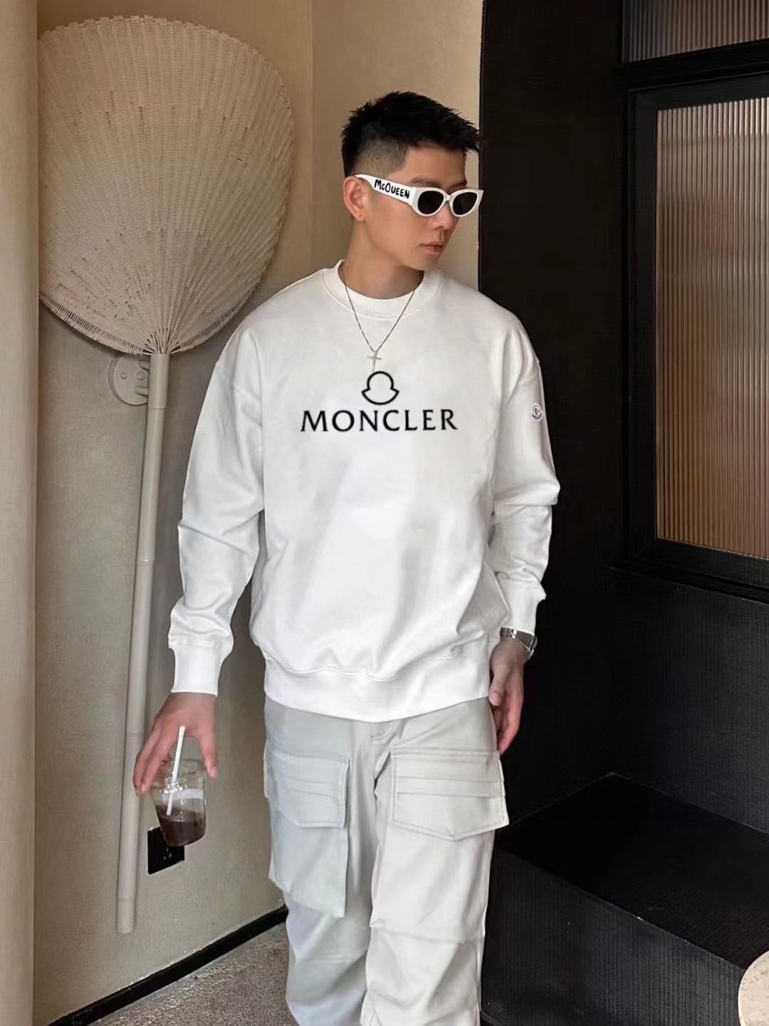 MONCL* 蒙口*2025秋冬新款圆领卫衣400克毛圈纯棉字母logo立体发泡颜色：黑色 白色 蓝色 