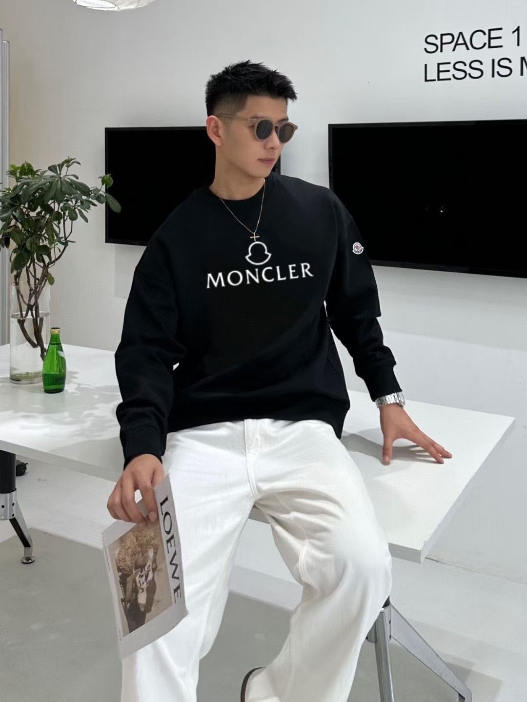 MONCL* 蒙口*2025秋冬新款圆领卫衣400克毛圈纯棉字母logo立体发泡颜色：黑色 白色 蓝色 