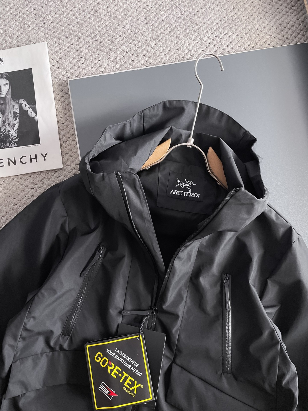 始祖鸟 官网同款，提前发售！2025ss开秋新款男士夹克外套，原单三标齐全高端版本！带隐藏帽，专柜定制面