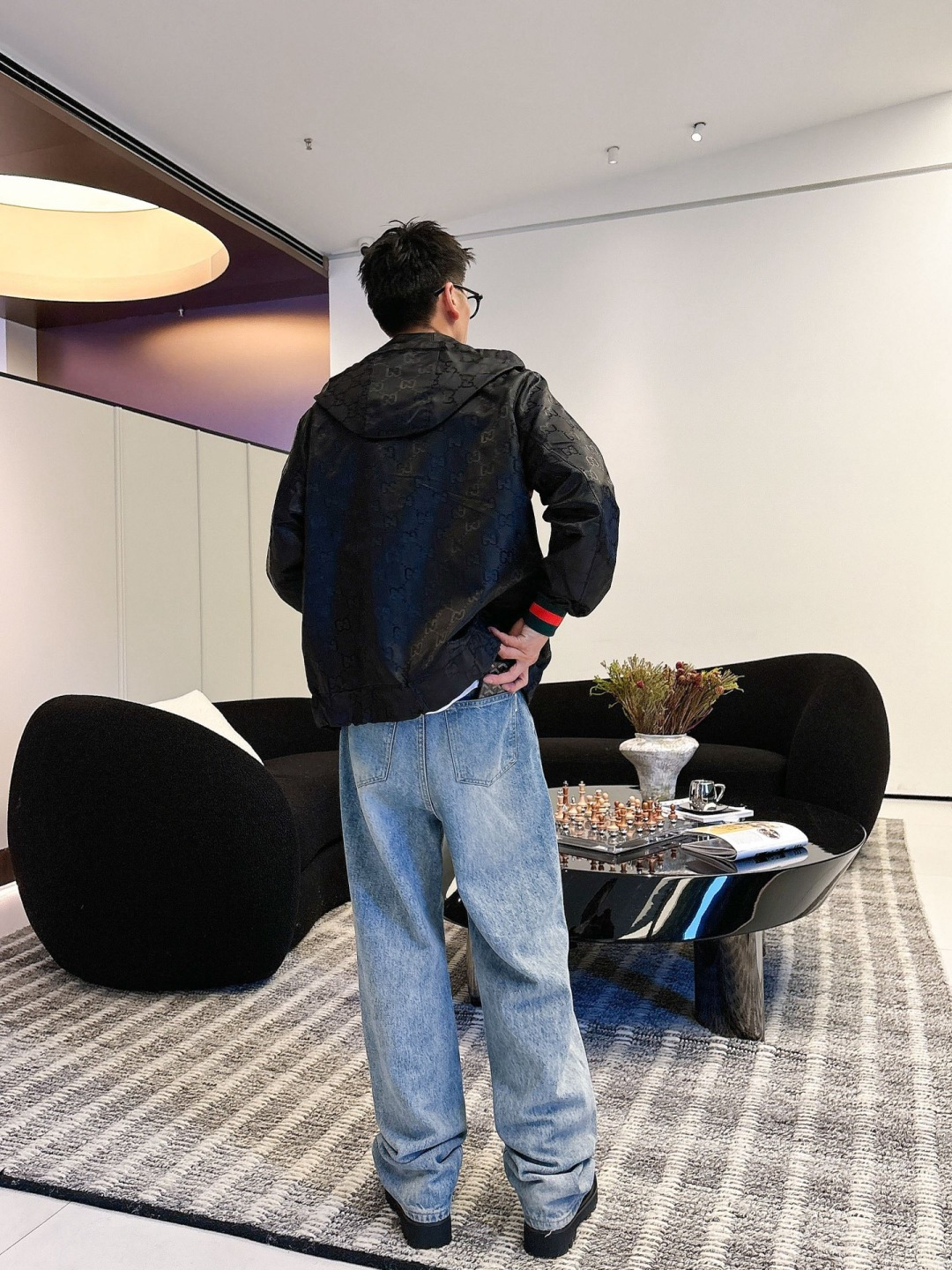 古奇 2025秋季新款夹克外套，秀场新品‼品相非常完美，舒适保暖，三标齐全色泽饱满诱人，非常出彩的设计，