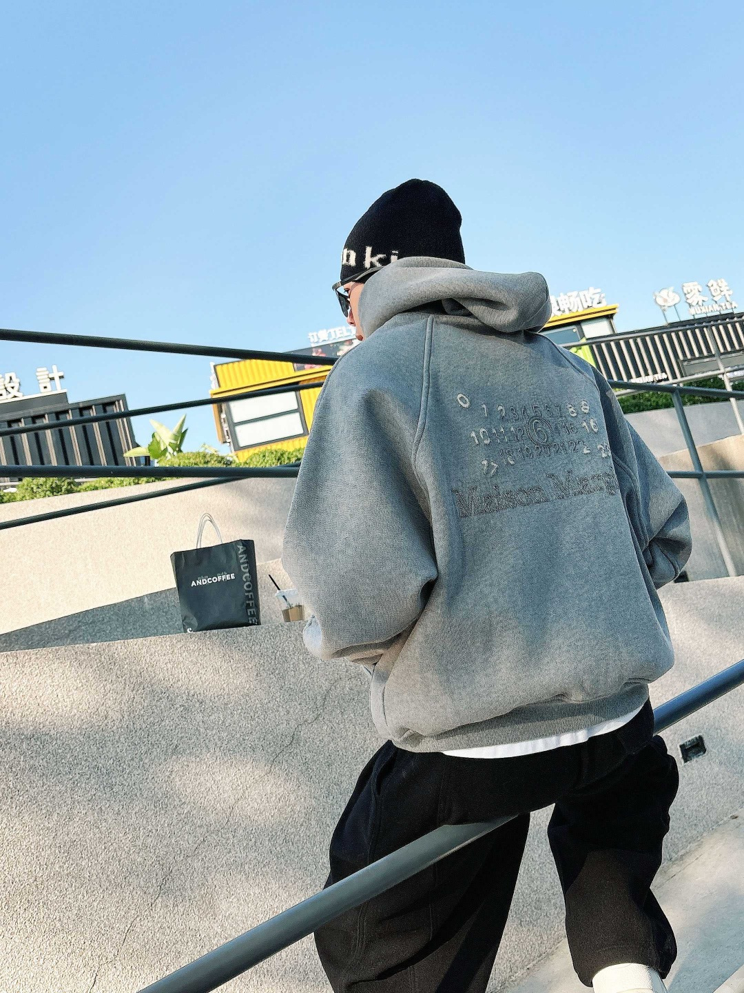 25新款加绒卫衣外套颜色：黑，灰尺码：M-3XL