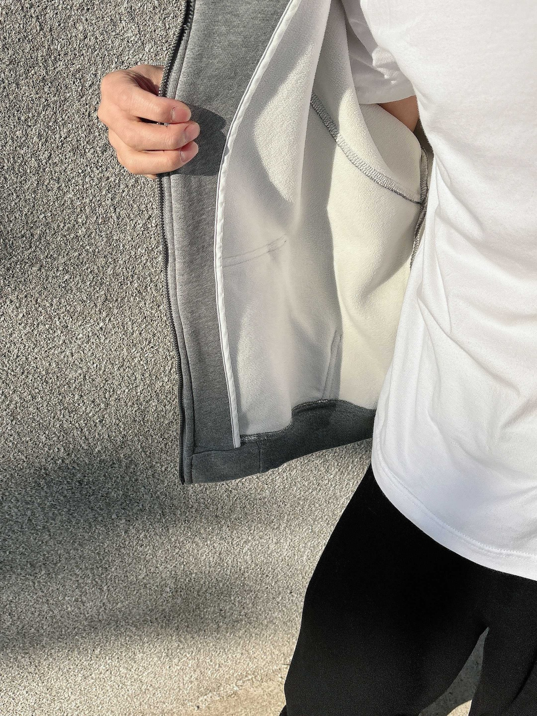 25新款加绒卫衣外套颜色：黑，灰尺码：M-3XL