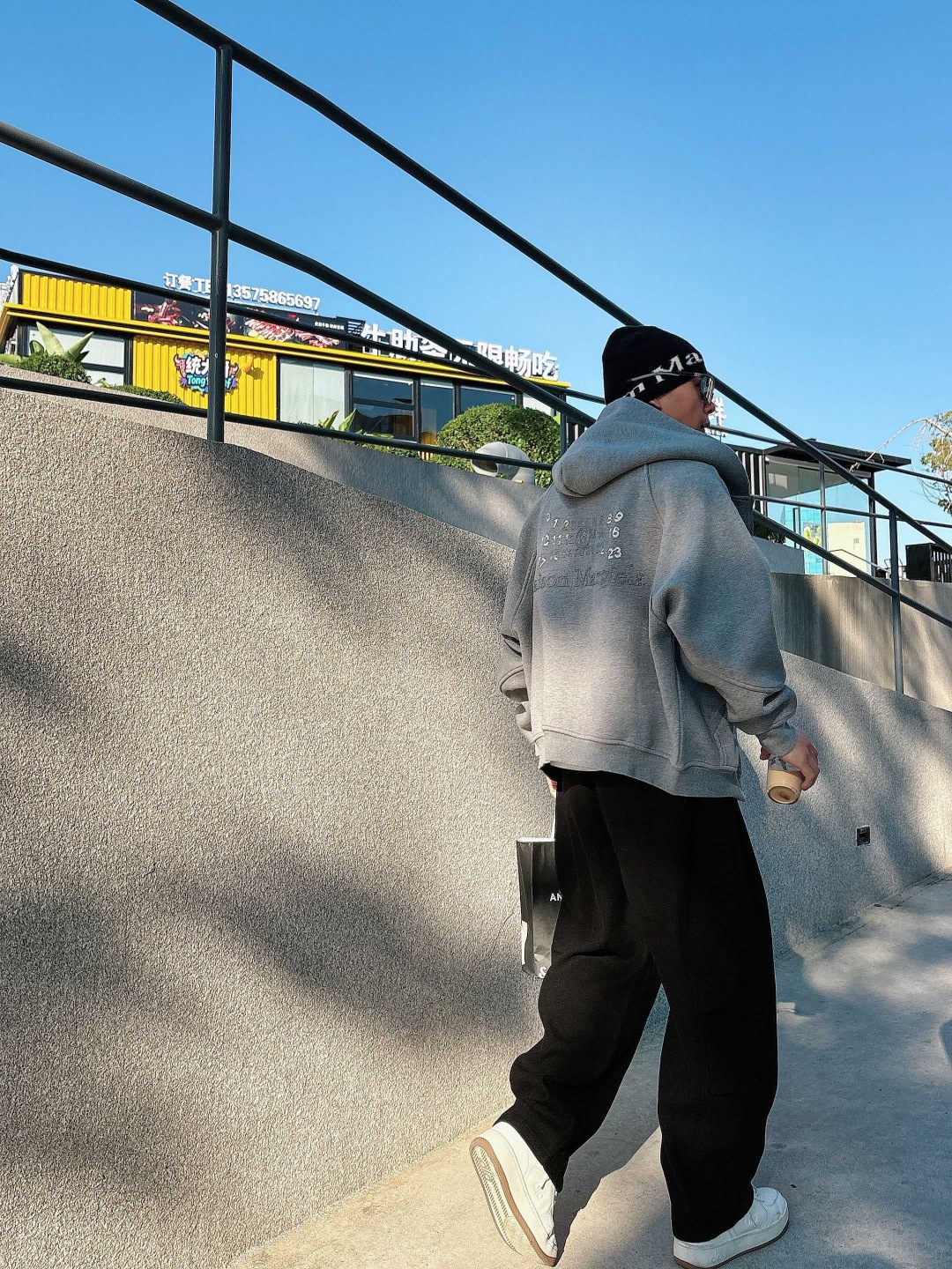 25新款加绒卫衣外套颜色：黑，灰尺码：M-3XL