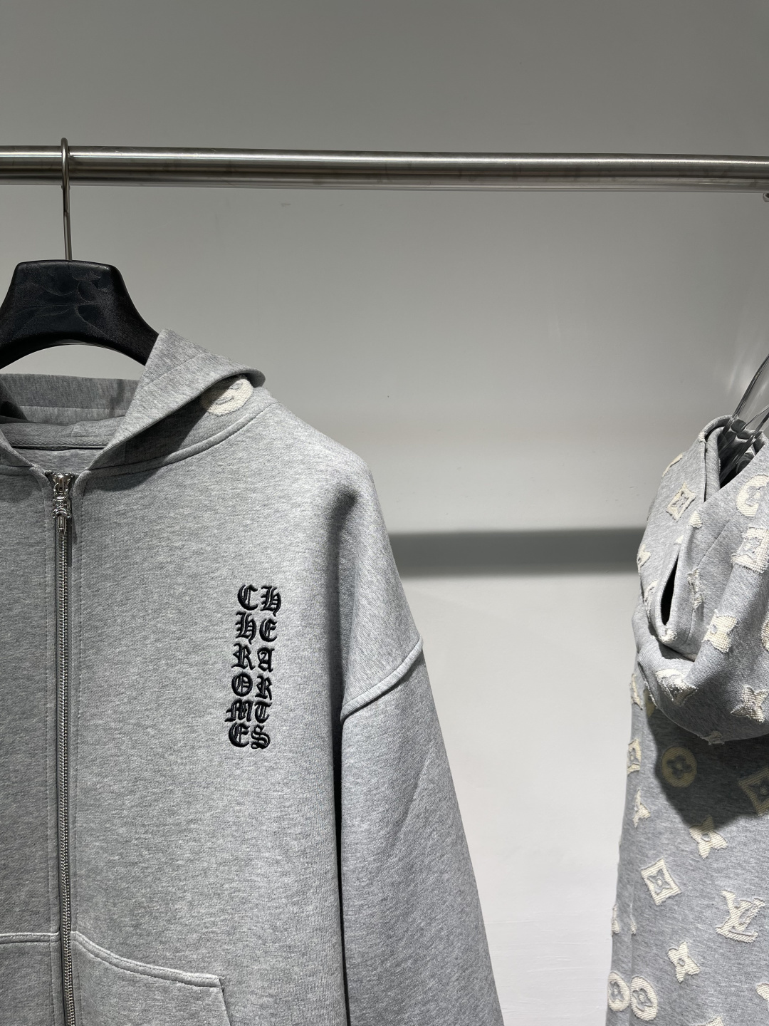 2025秋冬新款克罗心厚款烧花外套码数 ：S M L XL