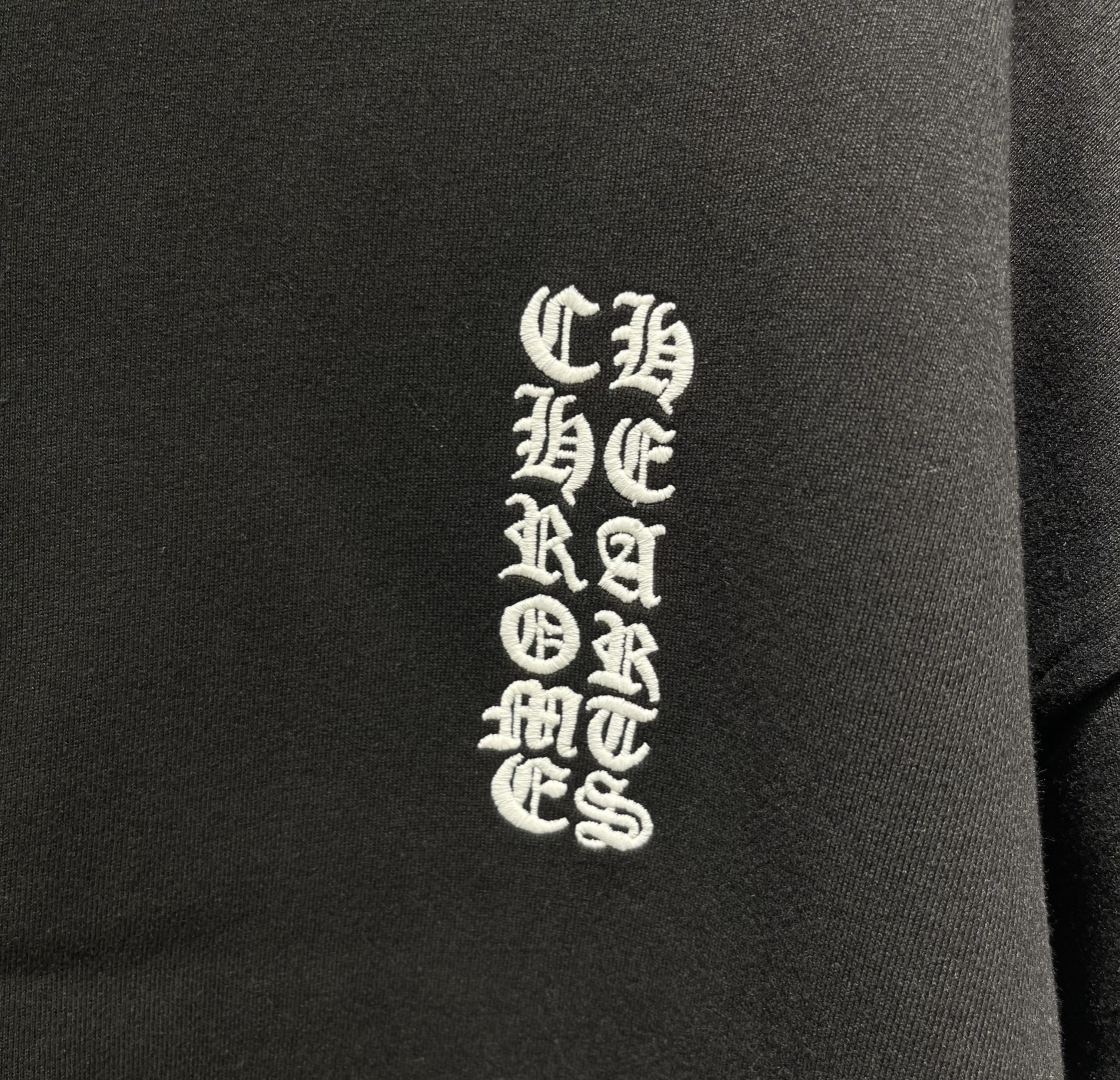 2025秋冬新款克罗心厚款烧花外套码数 ：S M L XL
