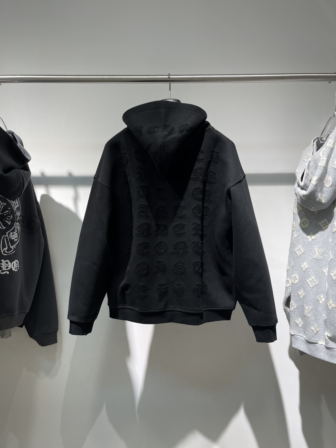 2025秋冬新款克罗心厚款烧花外套码数 ：S M L XL