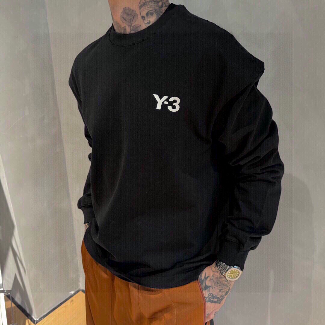 秋季新款Y3🌟，新款长袖，面料采用顶级原版精梳棉洗水面料，印花设计logo，时尚流，顶级的做工，高端品质