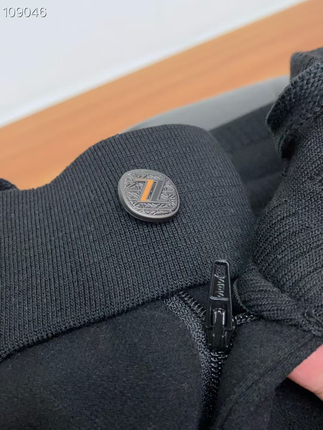 杰尼亚 2025秋冬上新高订轻奢休闲裤 现货供应 天丝+桑蚕丝+羊毛面料 抗皱免烫 舒适0压感 贴肤穿着