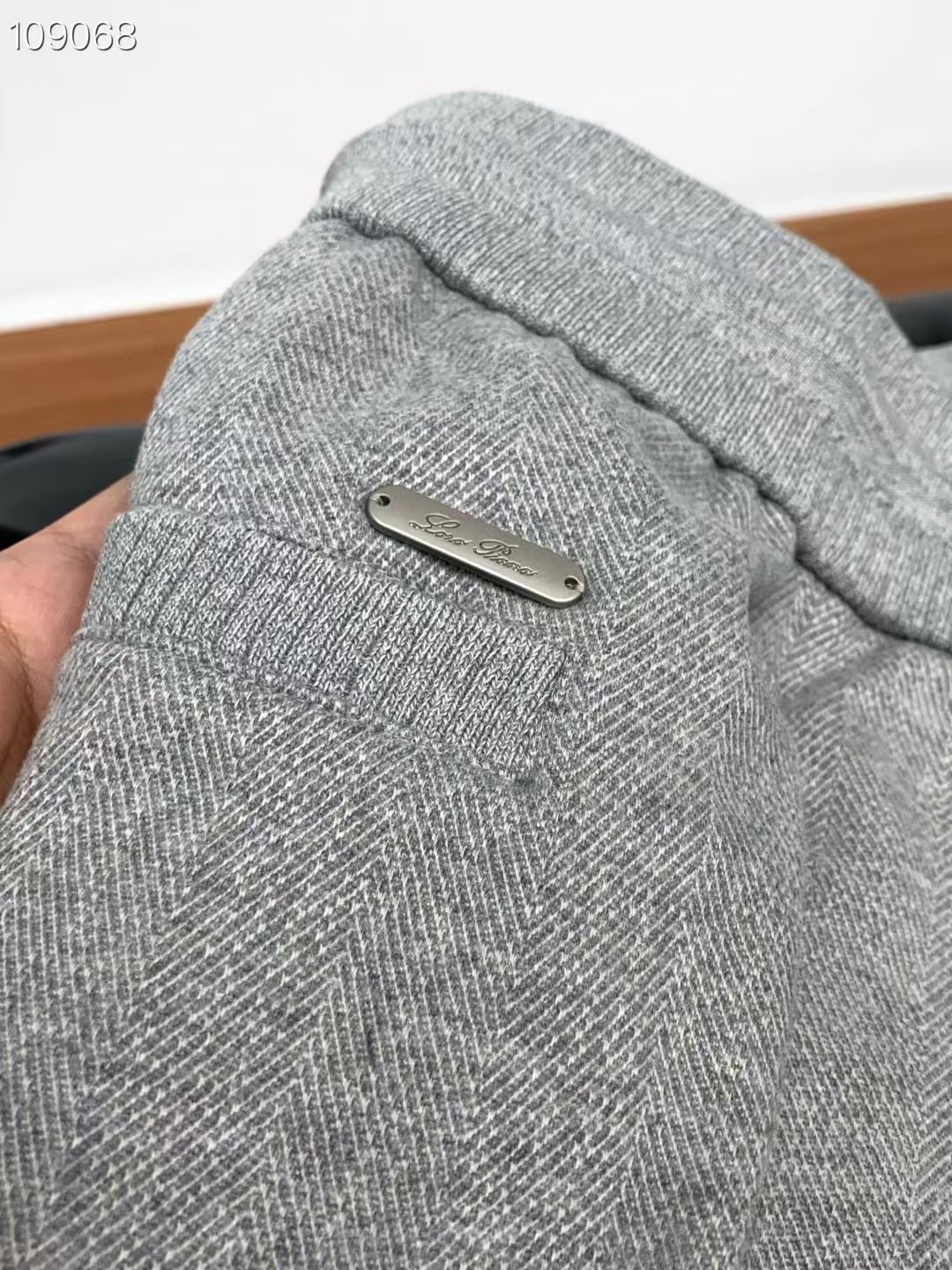 lP🆕秋冬上新高订轻奢休闲裤 现货供应 特殊成分再生纤维人字纹面料 抗皱免烫 舒适0压感 贴肤穿着全无压