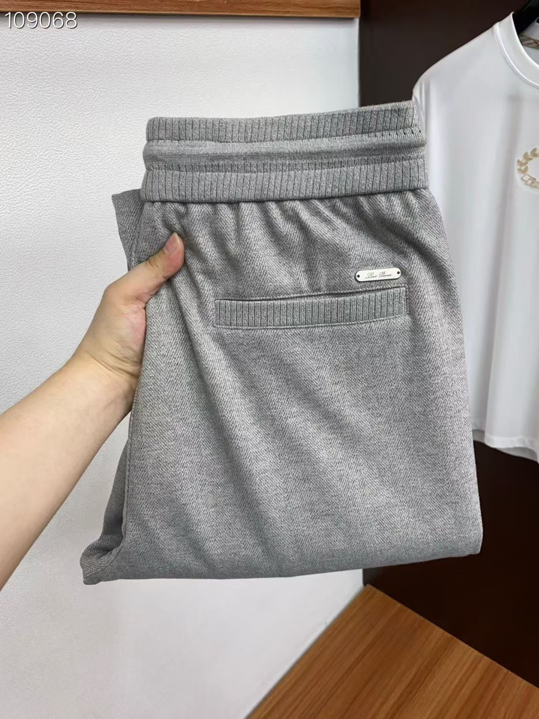 lP🆕秋冬上新高订轻奢休闲裤 现货供应 特殊成分再生纤维人字纹面料 抗皱免烫 舒适0压感 贴肤穿着全无压