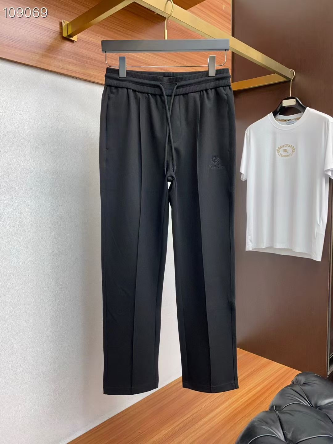 lP🆕 秋冬上新高订轻奢休闲裤 现货供应 特殊成分再生纤维人字纹面料 抗皱免烫 舒适0压感 贴肤穿着全无