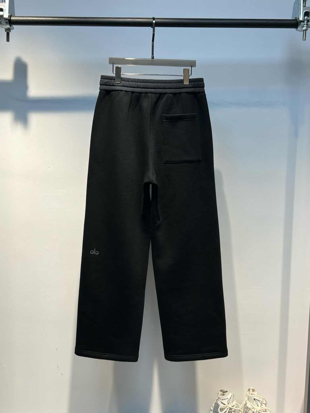 新款秋冬加绒裤子[庆祝][庆祝]码数：M-3xL颜色：黑款号：5206H