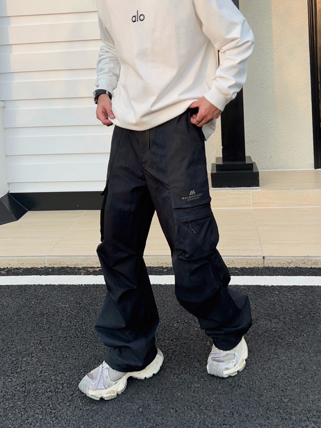 2025巴黎 秋冬新品发售！ 工装元素系列运动休闲裤精细打造！工装立体口袋设计！水洗工艺面料不易变形褪色