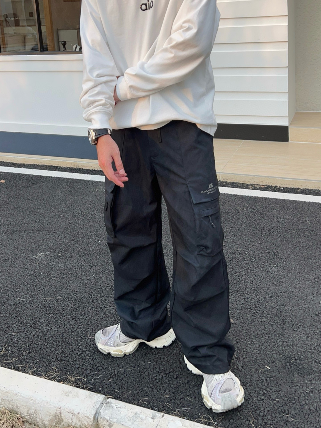 2025巴黎 秋冬新品发售！ 工装元素系列运动休闲裤精细打造！工装立体口袋设计！水洗工艺面料不易变形褪色