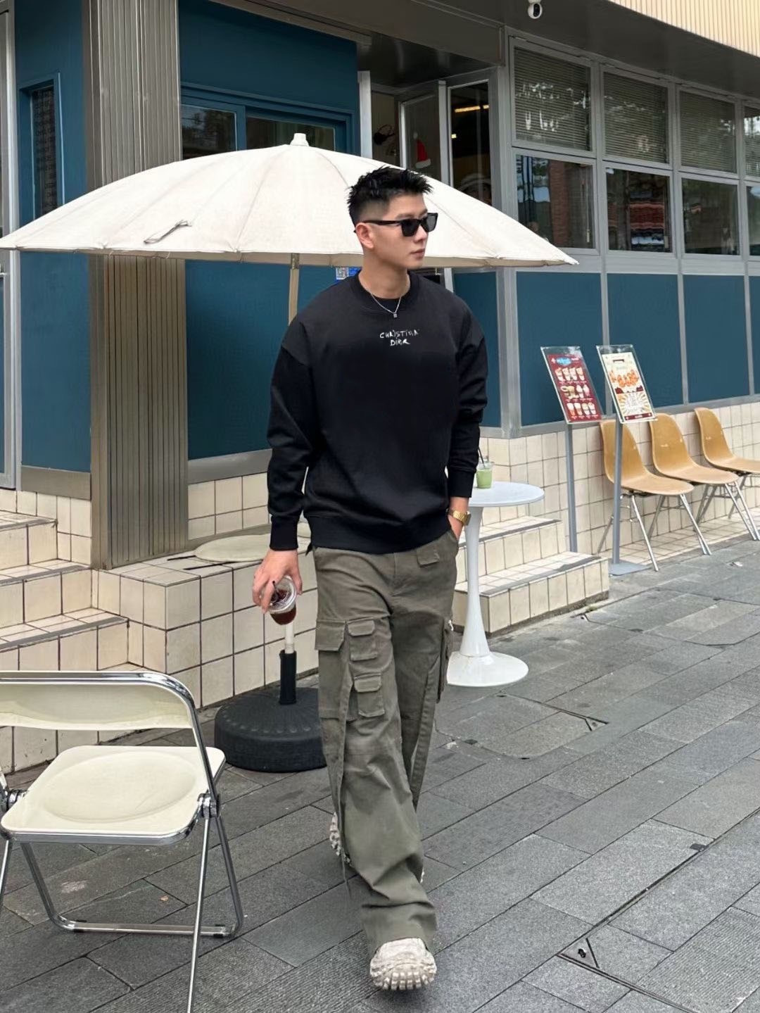 Dio* 迪奥*2025秋冬新款圆领卫衣400克毛圈纯棉字母logo立体发泡颜色：黑色 白色 灰色 深蓝