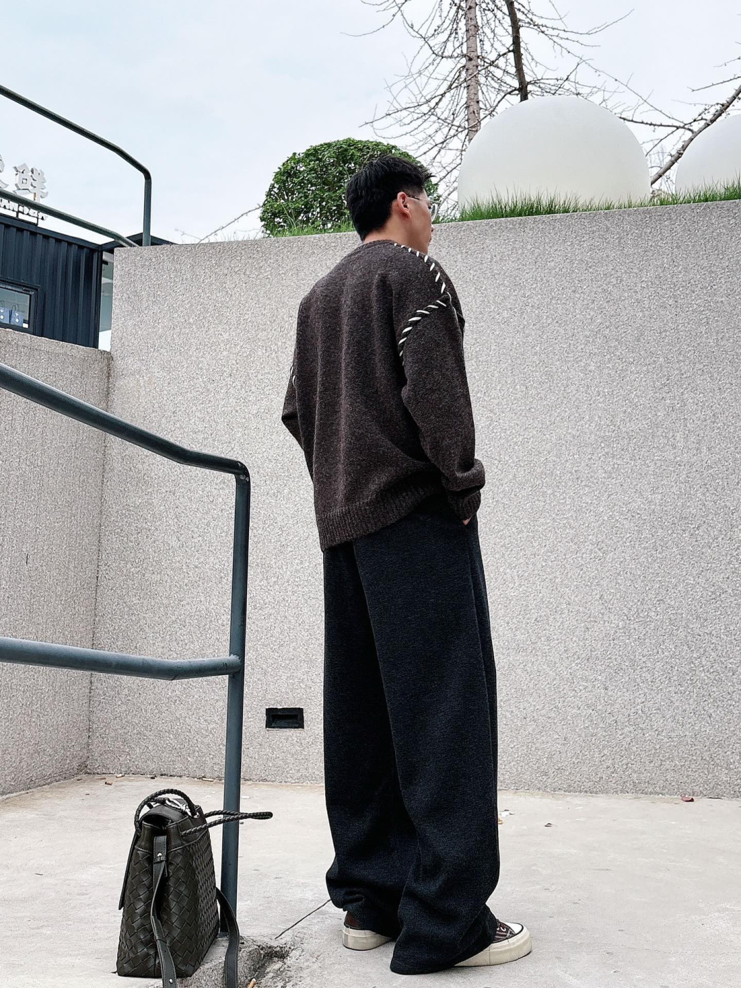 罗家新款毛衫毛衣，上身宽松纱线采用细针织法，上身舒适，不挑身材 男女同款，秋冬毛衣，是今年最好看的情侣装