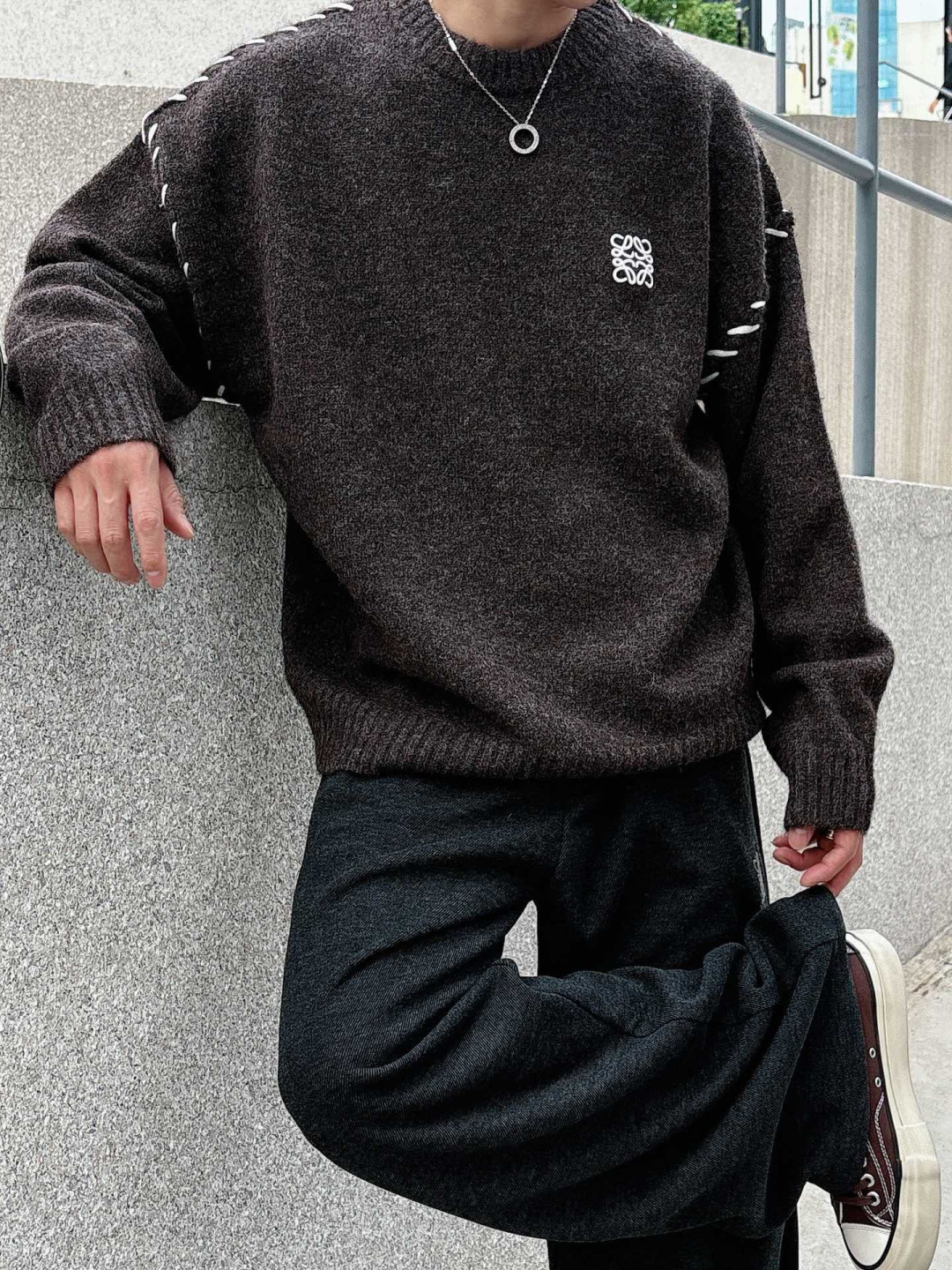 罗家新款毛衫毛衣，上身宽松纱线采用细针织法，上身舒适，不挑身材 男女同款，秋冬毛衣，是今年最好看的情侣装