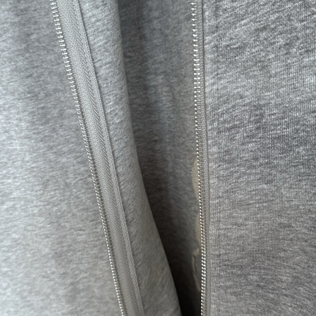 新款🆕Y-3，秋冬新款外套，秋季新款，上身效果帅气十足，男女同款，潮人必备。码数：S-XL