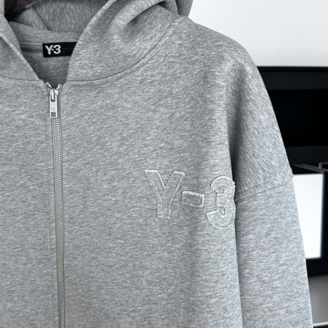 新款🆕Y-3，秋冬新款外套，秋季新款，上身效果帅气十足，男女同款，潮人必备。码数：S-XL