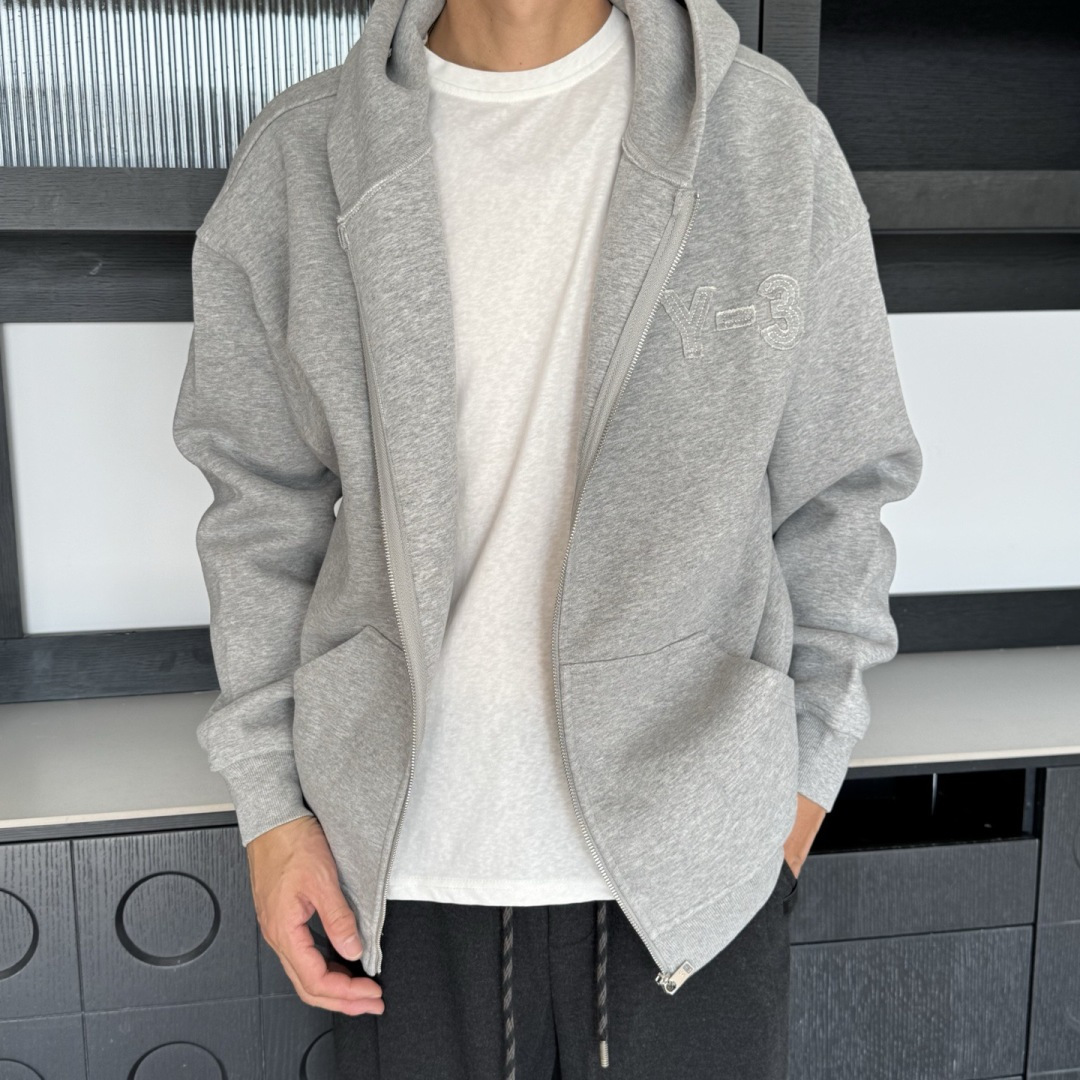 新款🆕Y-3，秋冬新款外套，秋季新款，上身效果帅气十足，男女同款，潮人必备。码数：S-XL