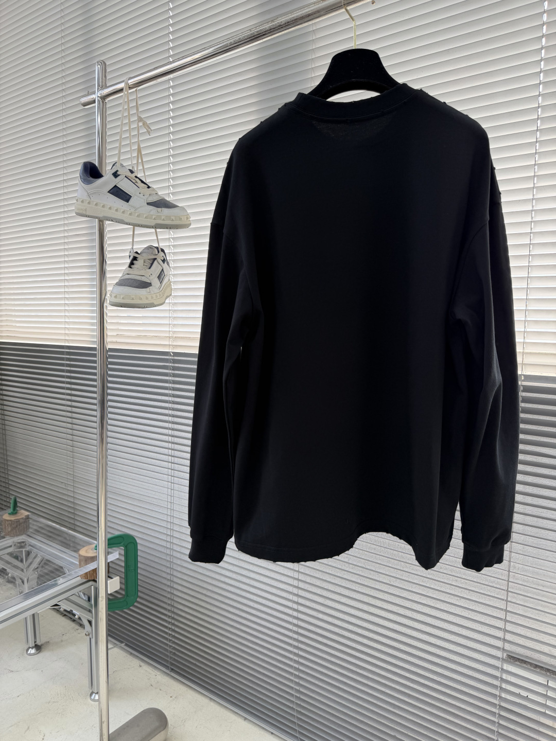 Balenciag 2025秋冬新款 320克洗水磨破圆领短袖tee 实物很棒男女同款 宽松版 尺码：X