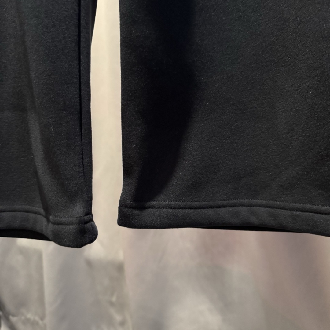 MM6🌟秋冬新款休闲裤🆕采用优质面料，具有质感，松紧腰带设计，超级时尚洋气！码数：M-3XL 男女同款