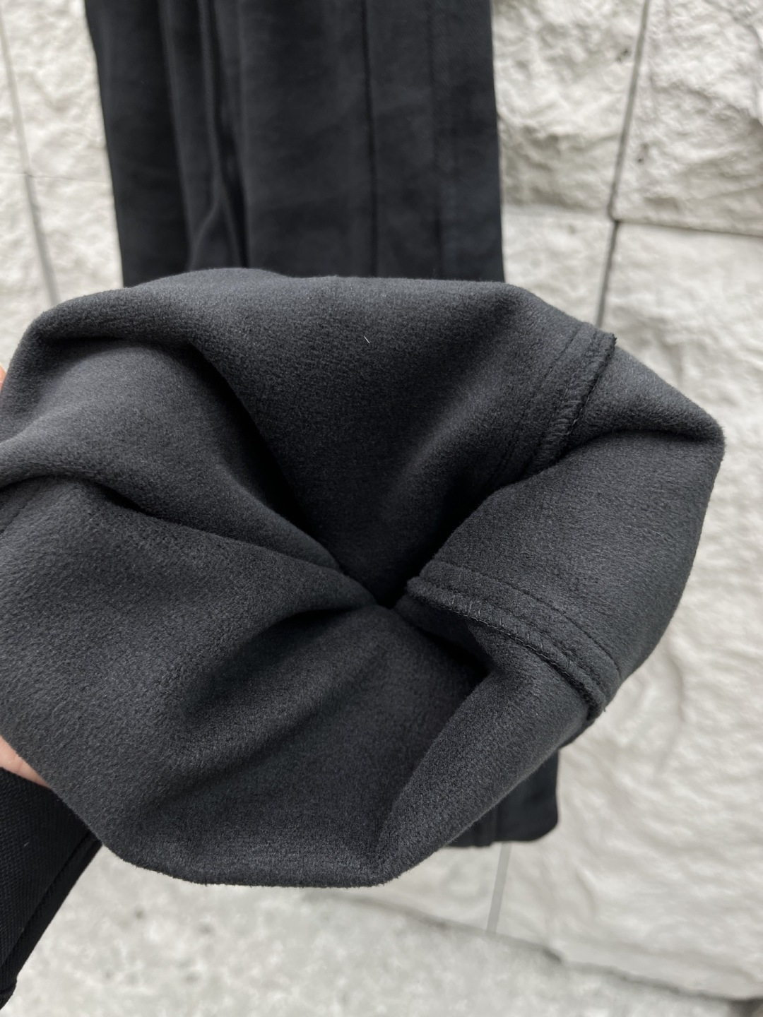 驴家🔥🔥休闲直筒加绒长裤，采用优质棉质材质，挺括有型，整体水洗效果上身足够吸睛且回头率爆棚！休闲直筒裤装