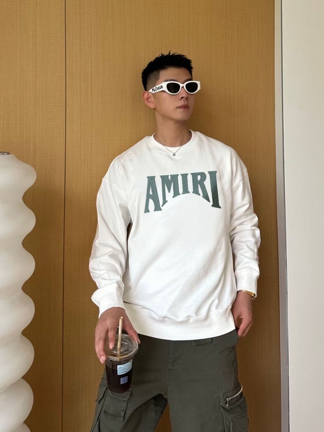 AMIRI* 2025秋冬新款圆领卫衣400克毛圈纯棉字母logo刻字膜厚板胶颜色：黑色 白色 蓝色 紫