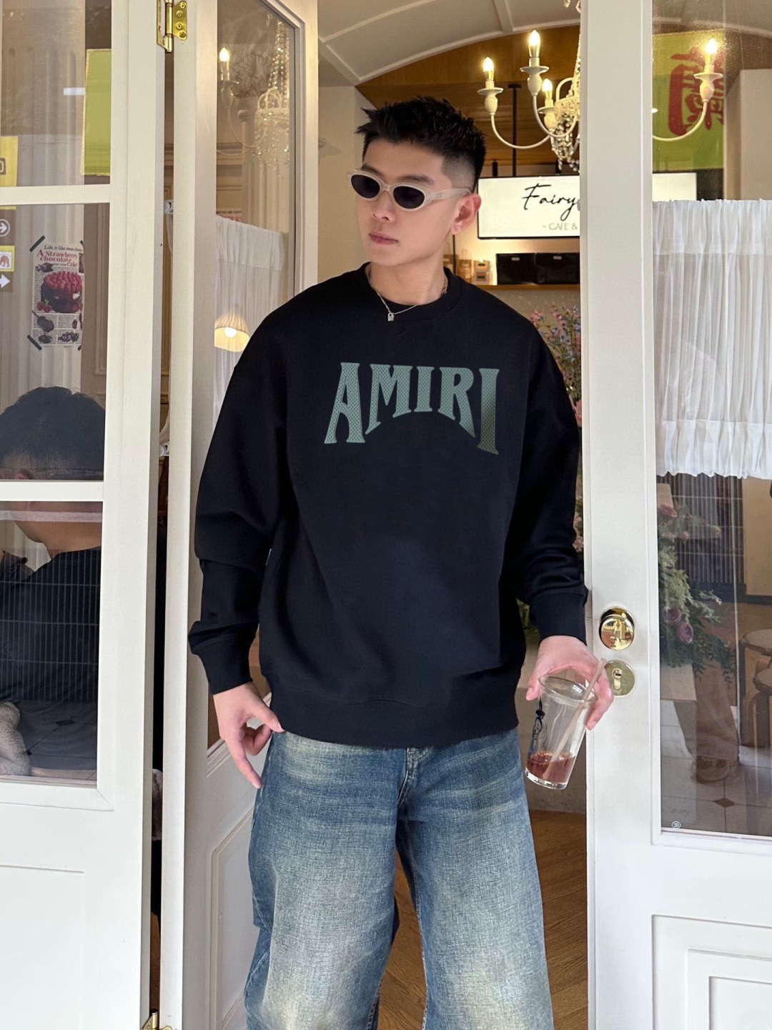 AMIRI* 2025秋冬新款圆领卫衣400克毛圈纯棉字母logo刻字膜厚板胶颜色：黑色 白色 蓝色 紫