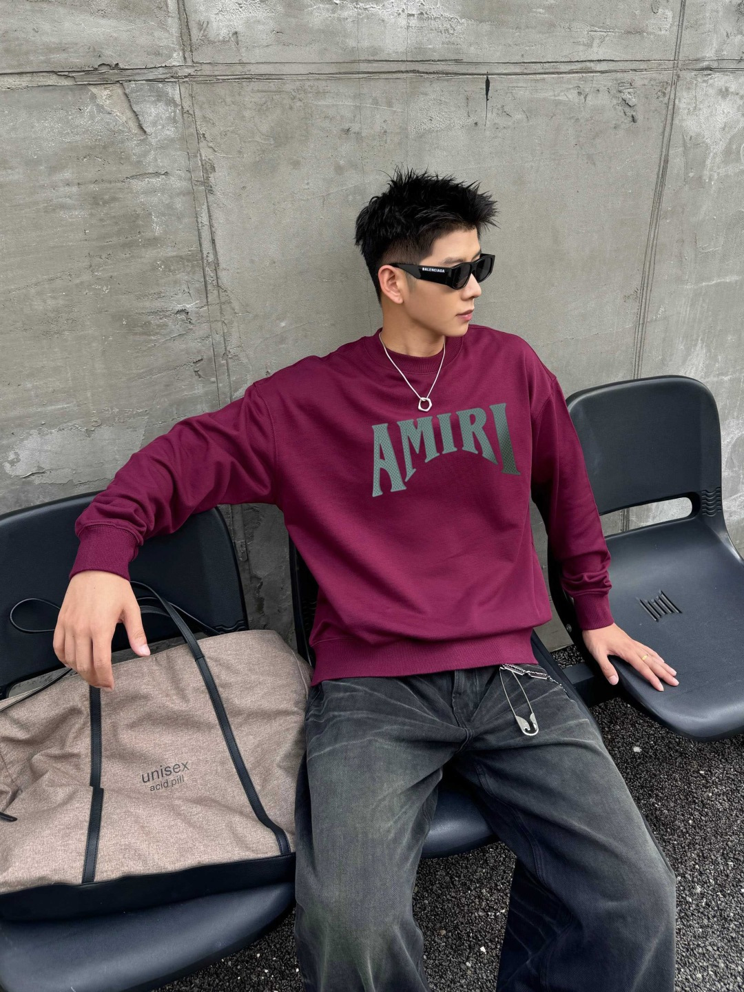 AMIRI* 2025秋冬新款圆领卫衣400克毛圈纯棉字母logo刻字膜厚板胶颜色：黑色 白色 蓝色 紫