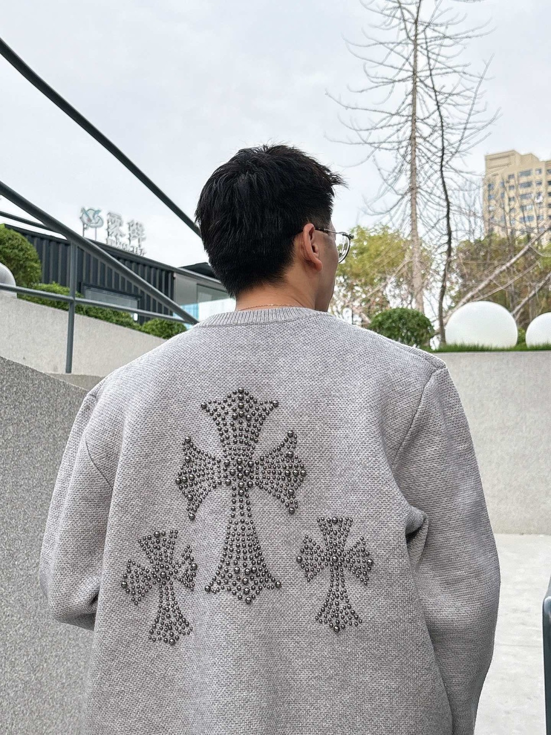 克罗心新款毛衫毛衣，上身宽松纱线采用细针织法，上身舒适，不挑身材 男女同款，秋冬毛衣，是今年最好看的情侣