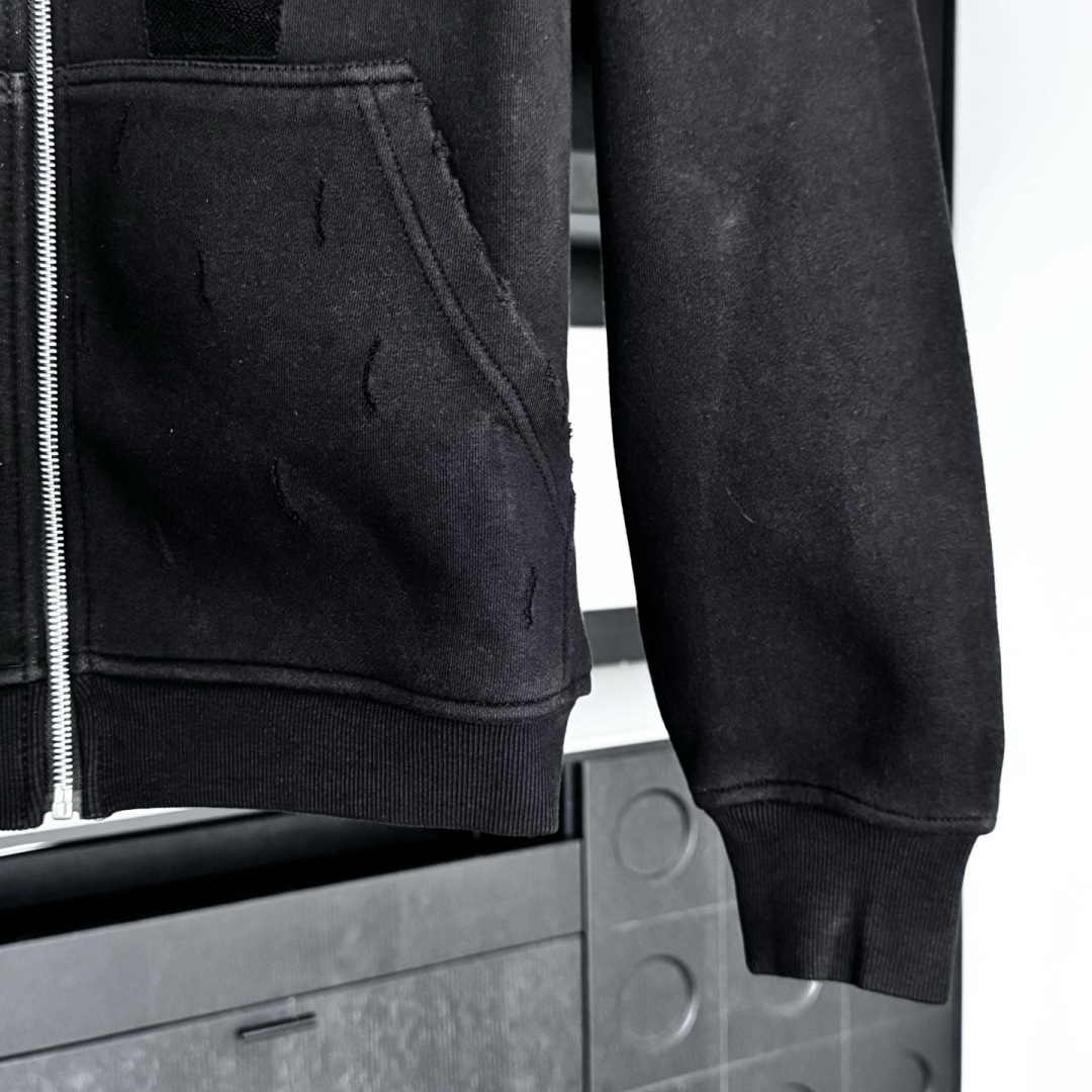 新款🆕巴黎，秋冬新款外套，秋季新款，上身效果帅气十足，男女同款，潮人必备。码数：S-XL