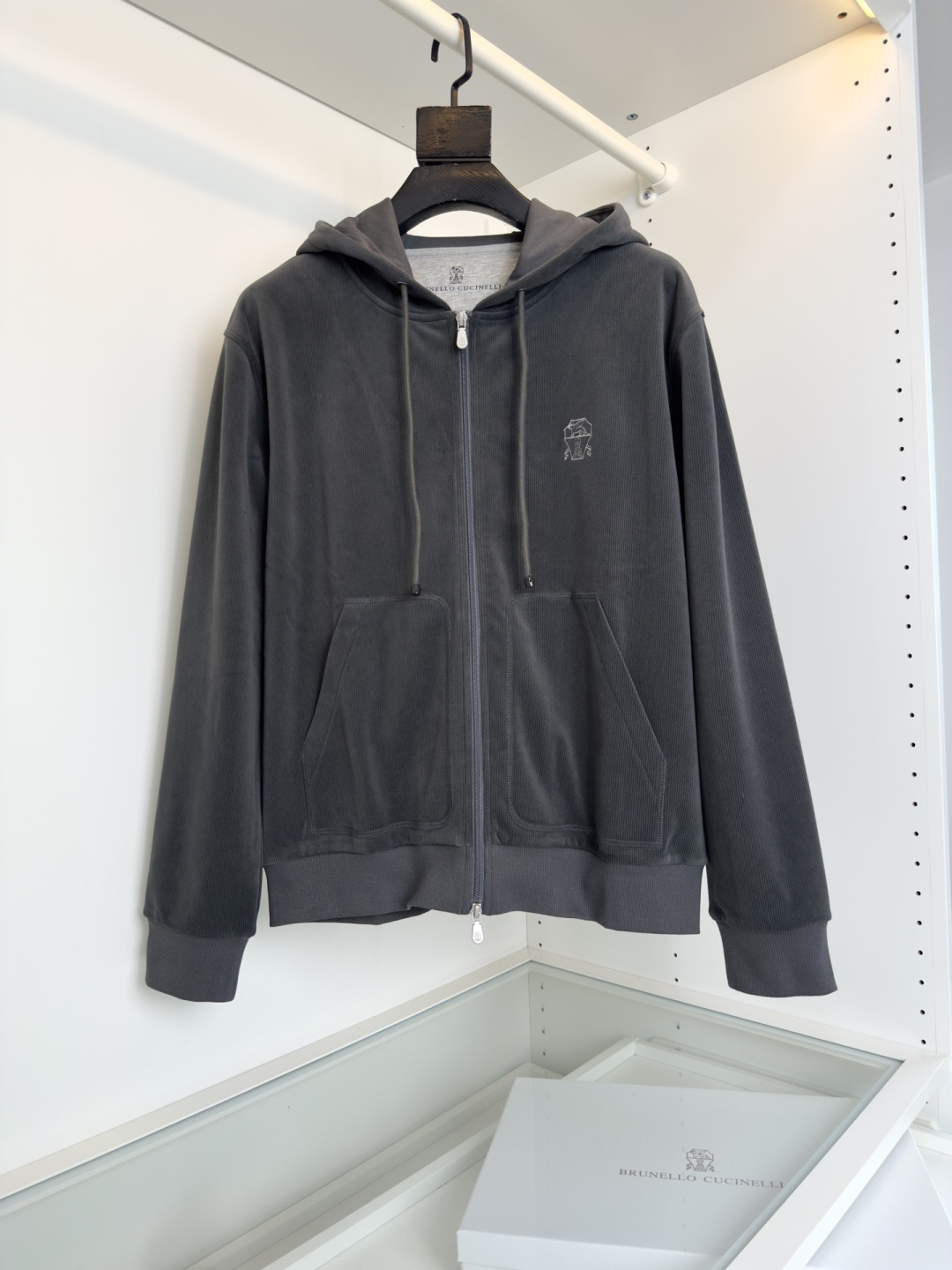 Bru**llo Cuci**lli 老钱新贵推荐！客供订织坑条男士连帽休闲卫衣外套 他家设计师钟爱的竖