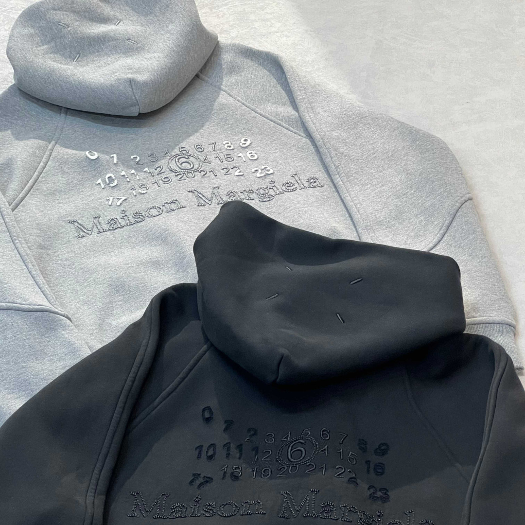 25新款加绒卫衣外套颜色：黑，灰尺码：M-3XL