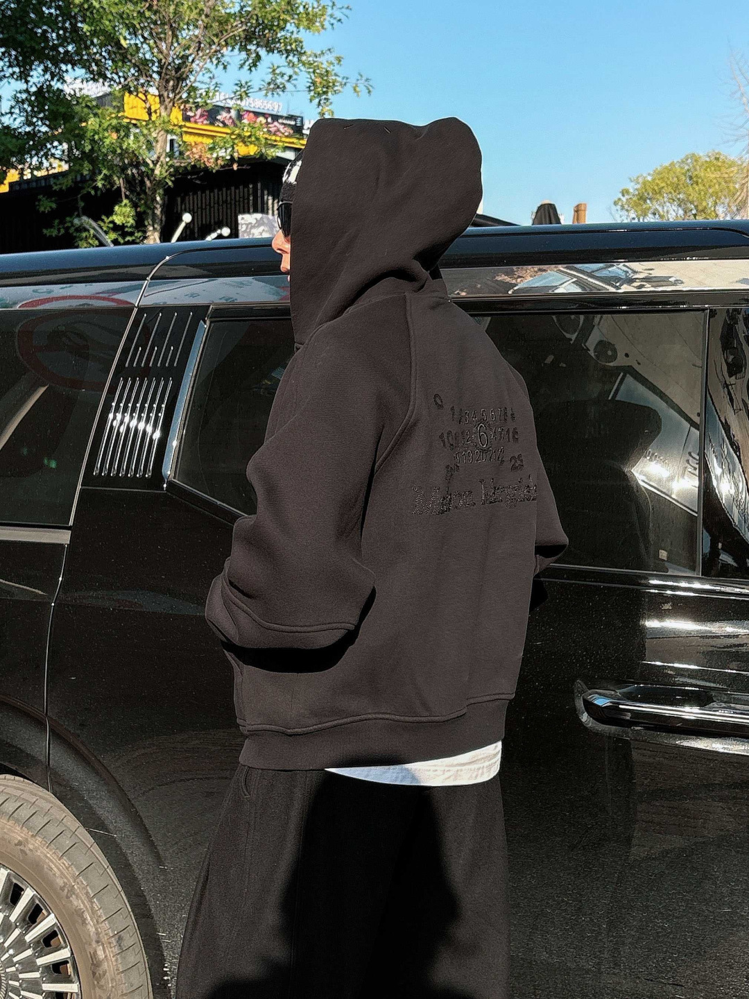 25新款加绒卫衣外套颜色：黑，灰尺码：M-3XL