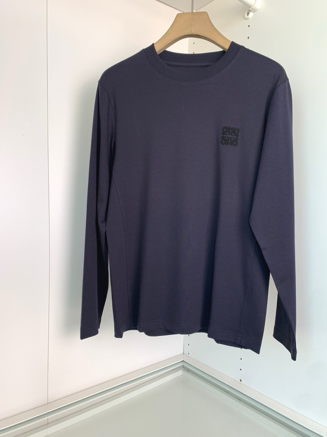 打底系列季度：2025秋冬颜色：黑色 白色 金铜色 石墨灰 藏青色 军绿色尺码: m-5xL版型：长袖打