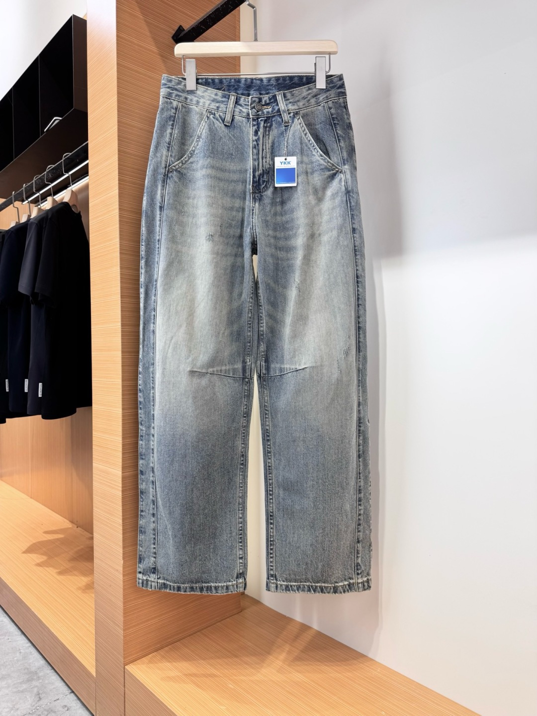 YS*L圣*罗兰2026春夏新款阔腿牛仔裤 进口意大利高定牛仔面料 时尚休闲 常规版型 微弹力面料 面料