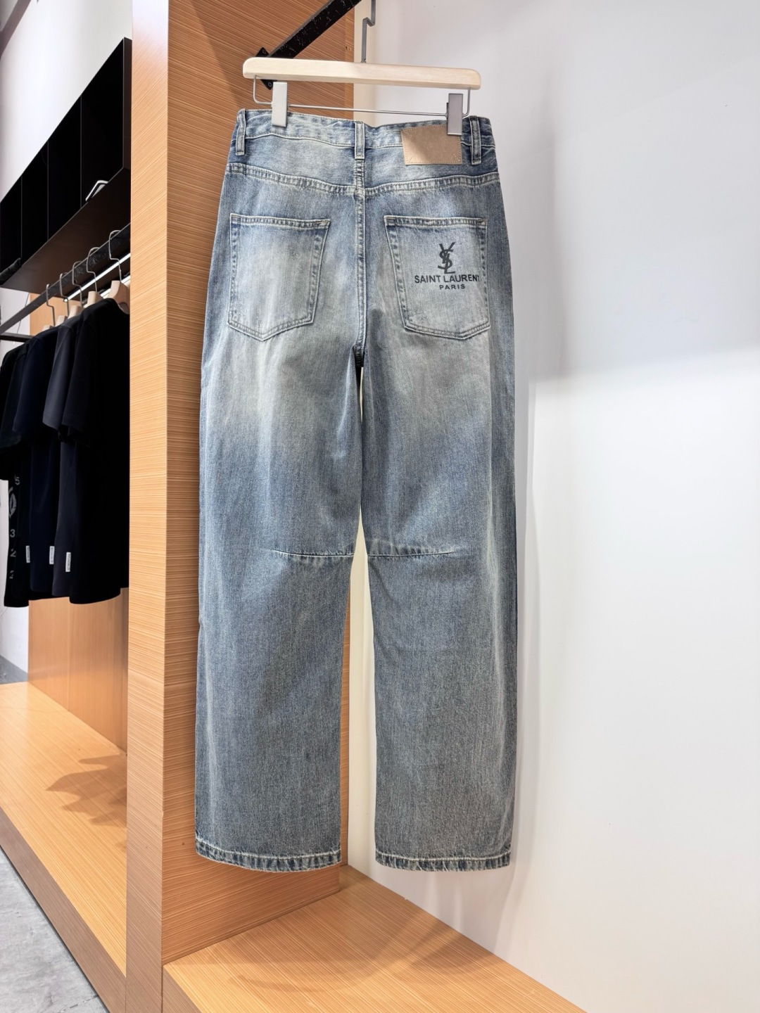 YS*L圣*罗兰2026春夏新款阔腿牛仔裤 进口意大利高定牛仔面料 时尚休闲 常规版型 微弹力面料 面料